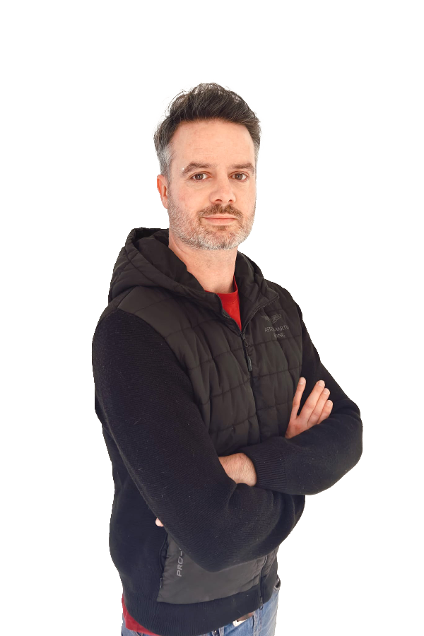 Nicolas, gérant du garage carrosserie à Champagne-sur-Seine