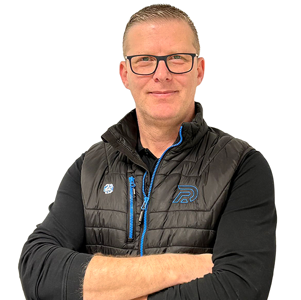 Raphaël, gérant du garage carrosserie à Wissembourg