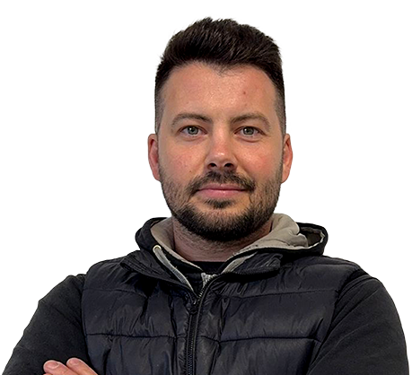 Yoann, gérant du garage carrosserie à Larcay